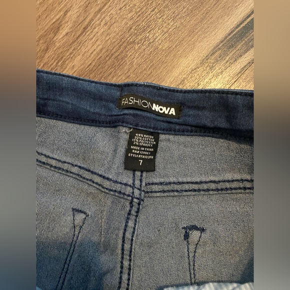 Blue skinny jeans - Picture 3 of 3